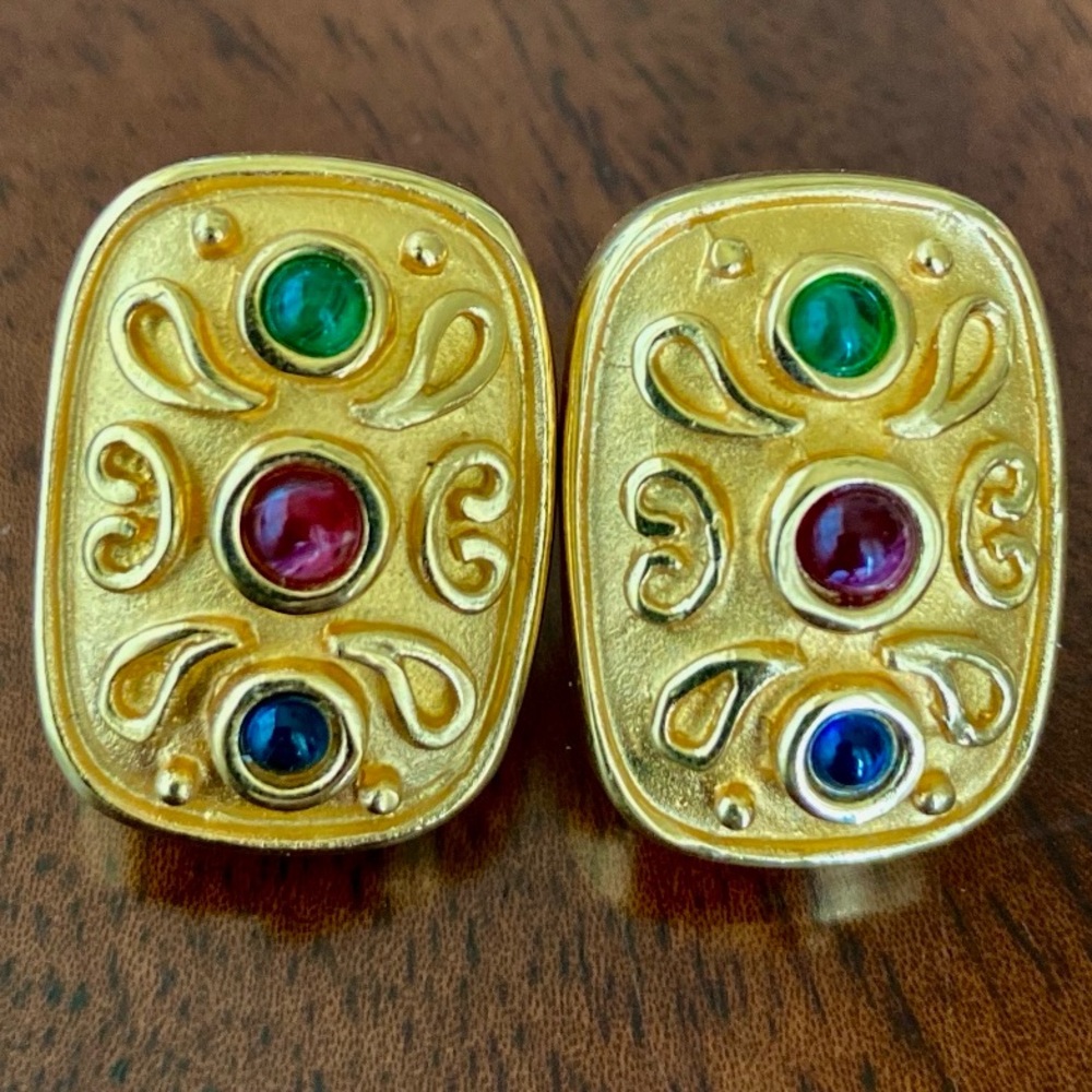 Elegant Vintage Gold Tone Custom Byzantine Gripoix StyleMulticolor Stud Earrings